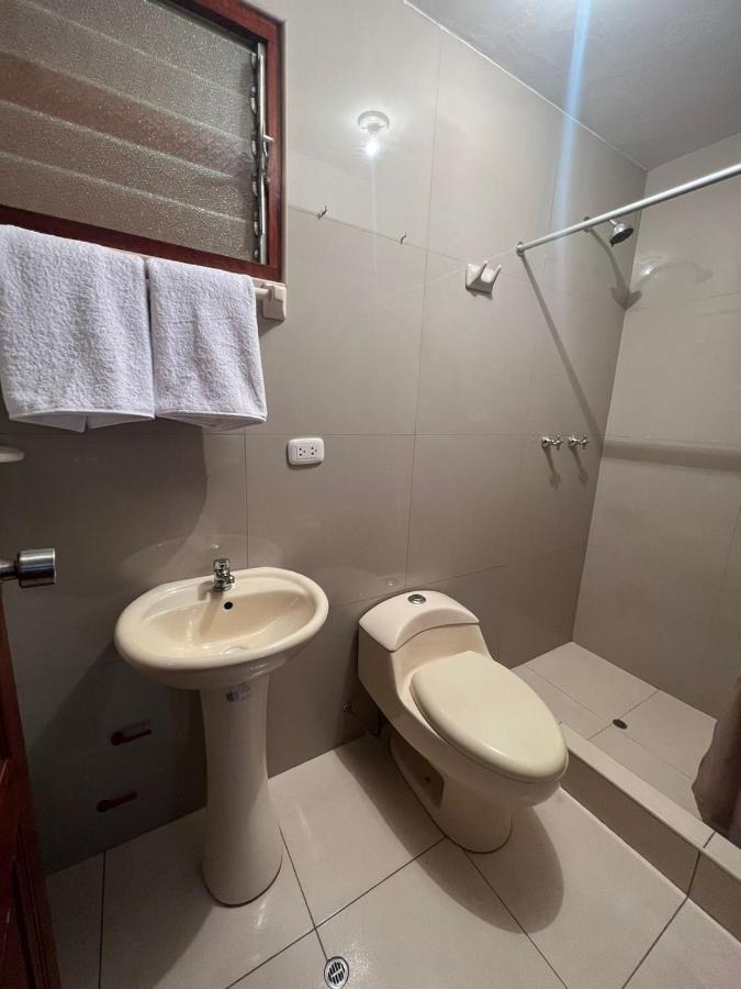 Hostal Huayna クスコ エクステリア 写真