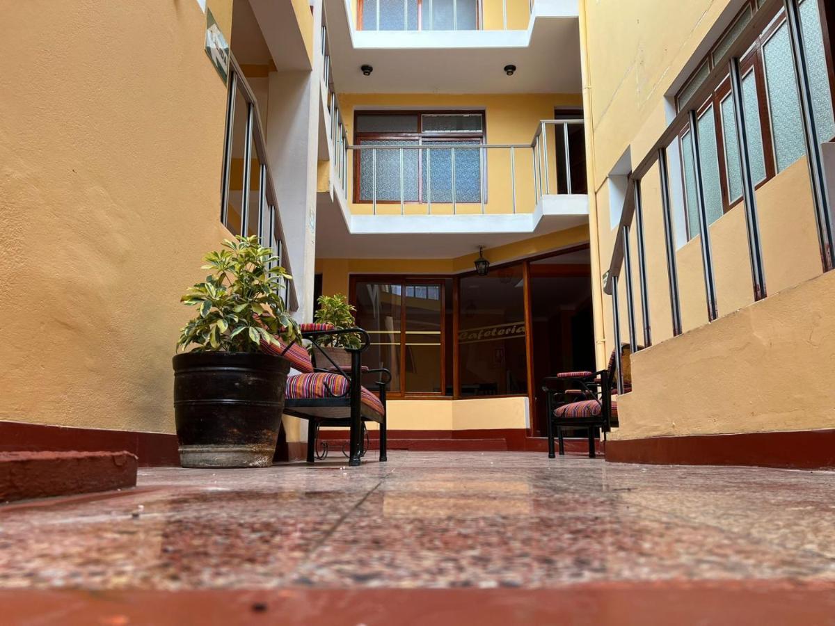 Hostal Huayna クスコ エクステリア 写真